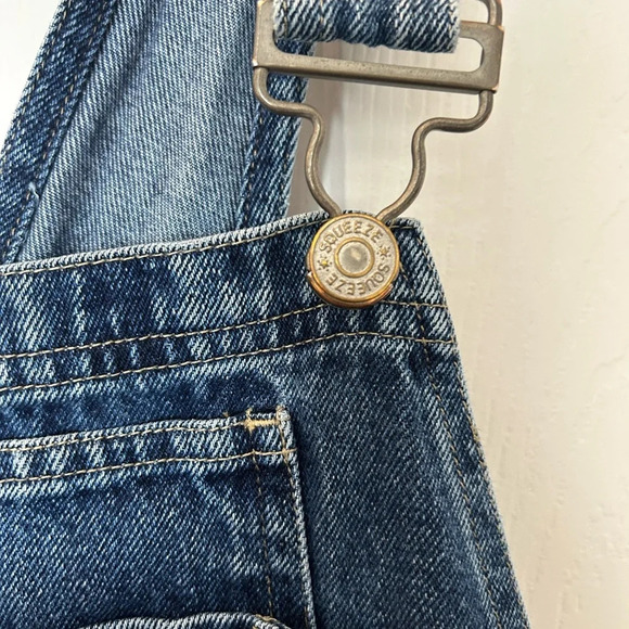 ! Rare 90’s SQUEEZE Cropped Denim Overalls size M - Picture 6 of 8